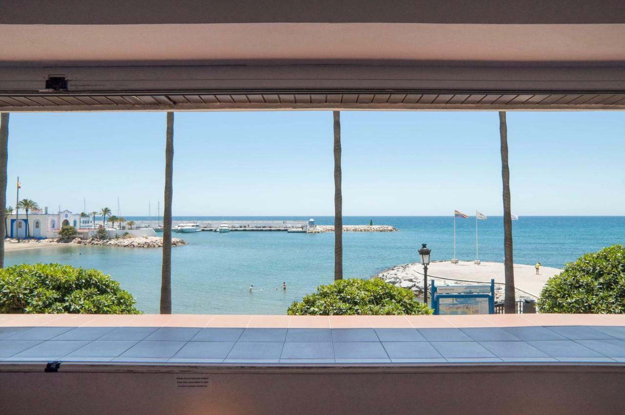 Apartamento Eden Roc Beachfront *